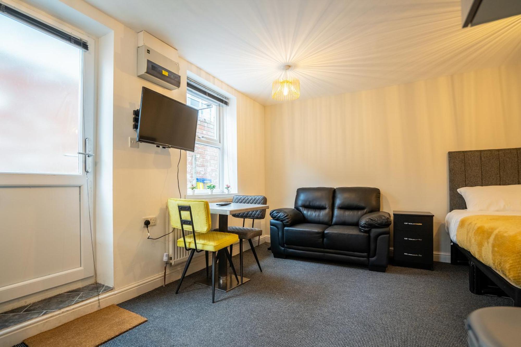 Appartement Kunda House In Tyseley à Birmingham Extérieur photo