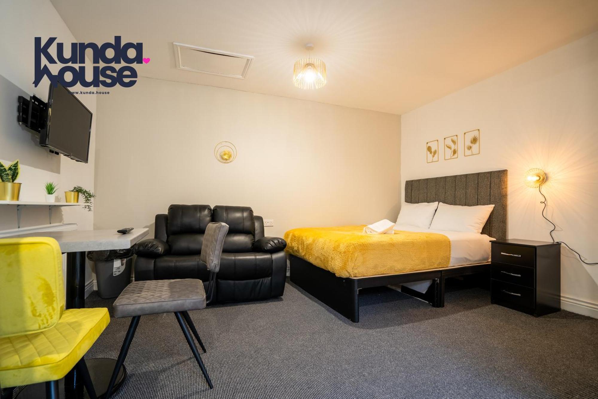 Appartement Kunda House In Tyseley à Birmingham Extérieur photo