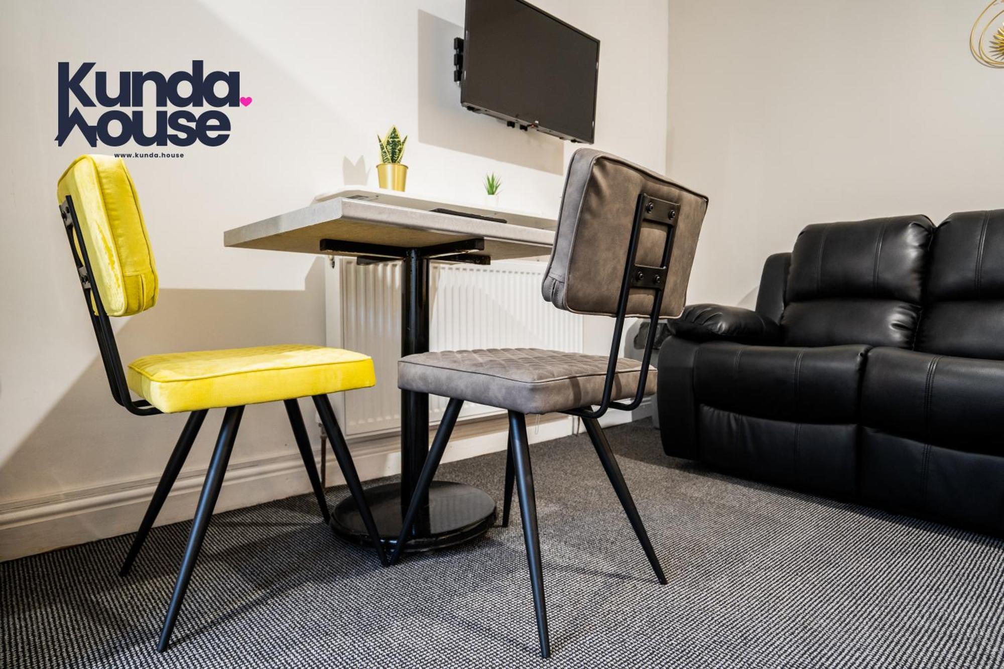 Appartement Kunda House In Tyseley à Birmingham Extérieur photo